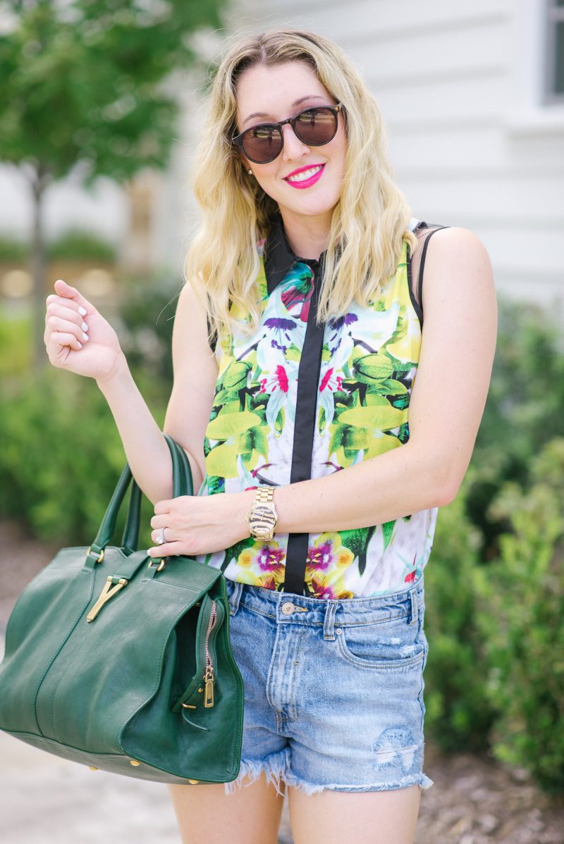 how to wear florals for summer with high waisted shorts